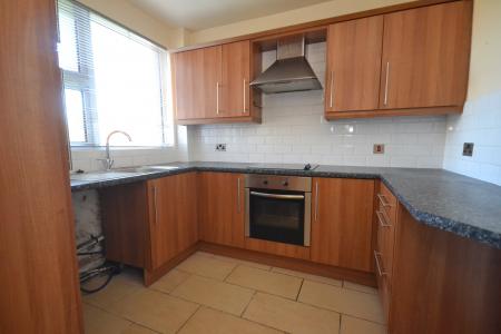 2 bedroom Flat to let in Spencer Road, Swinley, Wigan, WN1