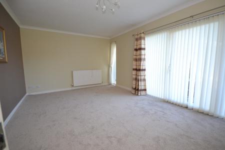 2 bedroom Flat to let in Spencer Road, Swinley, Wigan, WN1