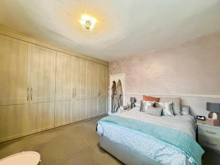 2 bedroom Terraced House for sale in Delph Street, Wigan, WN6