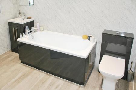 2 bedroom Terraced House for sale in Delph Street, Wigan, WN6