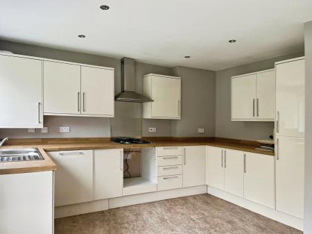 3 bedroom Detached house for sale in Springbank Gardens, Platt Bridge, Wigan, WN2