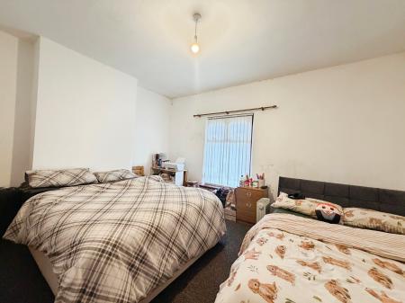 3 bedroom Terraced House for sale in Darlington Street East, Wigan, WN1