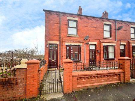 Warrington Road, Abram, Wigan, WN2