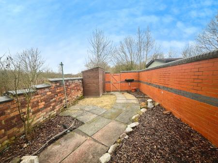 2 bedroom End of terrace house to let in Warrington Road, Abram, Wigan, WN2