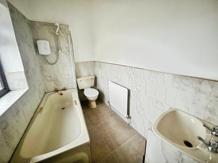 2 bedroom End of terrace house to let in Warrington Road, Abram, Wigan, WN2