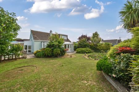 3 bedroom Bungalow for sale in Lowenac Crescent, Connor Downs - Cornwall, TR27