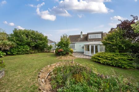 3 bedroom Bungalow for sale in Lowenac Crescent, Connor Downs - Cornwall, TR27