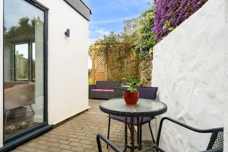 4 bedroom Terraced House for sale in Treeve Lane, Connor Downs, Hayle, TR27