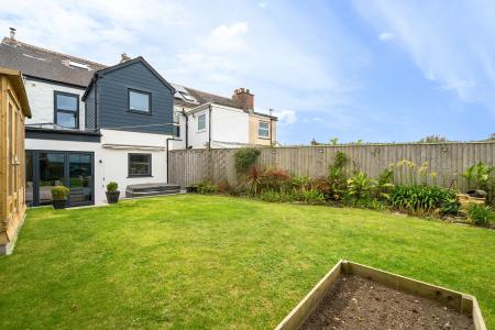 4 bedroom Terraced House for sale in Treeve Lane, Connor Downs, Hayle, TR27