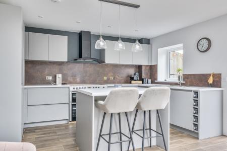 4 bedroom Terraced House for sale in Treeve Lane, Connor Downs, Hayle, TR27