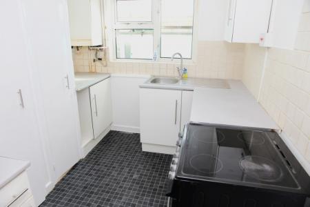 1 bedroom Flat for sale in (Sale) Tregear Gardens, Truro, TR1