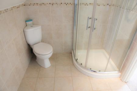 5 bedroom Detached house to let in Old Falmouth Road, Truro, TR1