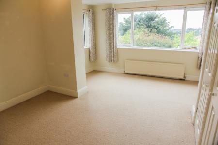 5 bedroom Detached house to let in Old Falmouth Road, Truro, TR1