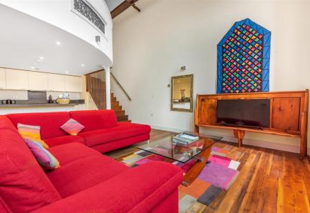 2 bedroom Flat to let in St Georges Road, Truro, TR1