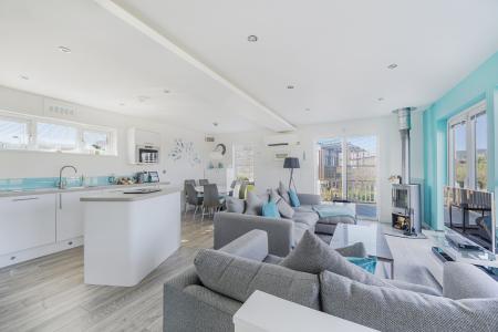 3 bedroom Bungalow to let in The Residence, Gwel-an-Mor, Portreath, TR16