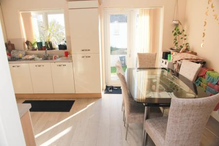 3 bedroom Semi-detached house to let in Lowen Bre, Truro, TR1