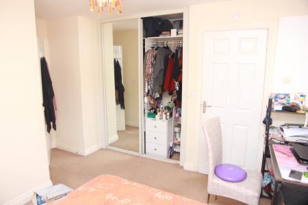 3 bedroom Semi-detached house to let in Lowen Bre, Truro, TR1