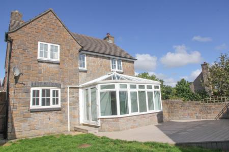 4 bedroom Detached house to let in College Way, Truro, TR1