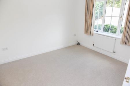 4 bedroom Detached house to let in College Way, Truro, TR1