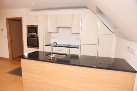 2 bedroom Flat to let in 12, Park View, Truro, TR1