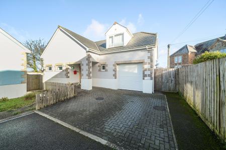 (Sale) 6 Kew Noweth, Mount Pleasant R, Camborne, TR14