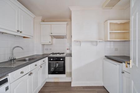 2 bedroom Maisonette for sale in Yew Tree Court, Truro, TR1