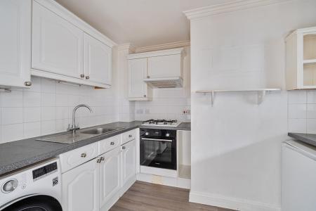 2 bedroom Maisonette for sale in Yew Tree Court, Truro, TR1