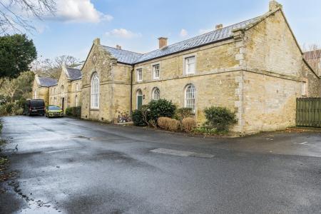 2 bedroom Maisonette for sale in Yew Tree Court, Truro, TR1
