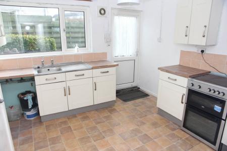 2 bedroom Terraced House to let in Malabar Road, Truro, TR1