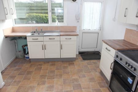 2 bedroom Terraced House to let in Malabar Road, Truro, TR1