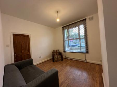 4 bedroom Terraced House to let in Kirkwood Road, Nunhead, London, SE15