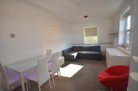 1 bedroom Flat to let in Waghorn Street, London, SE15