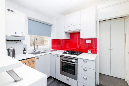 2 bedroom Cottage for sale in Baldry Gardens, Streatham, London, SW16