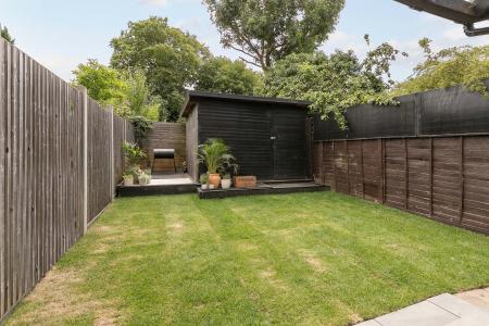 2 bedroom Cottage for sale in Baldry Gardens, Streatham, London, SW16