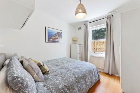 1 bedroom Flat for sale in Elderwood Place, West Norwood, London, SE27