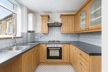 1 bedroom Flat for sale in Dunelm Grove, West Norwood, London, SE27