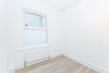 2 bedroom Flat for sale in Northwood Road, Thornton Heath, London, CR7