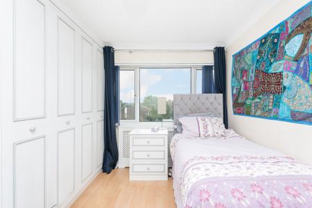 3 bedroom Semi-detached house for sale in Pollards Hill South, Norbury, London, SW16