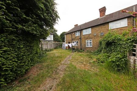 4 bedroom Semi-detached house for sale in Raymond Road, London, BR3