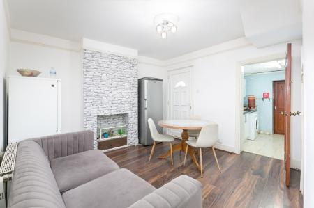 Bensham Lane, Thornton Heath, Croydon, CR0