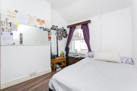 3 bedroom Terraced House for sale in Bensham Lane, Thornton Heath, Croydon, CR0