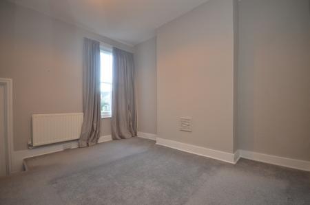 1 bedroom Flat to let in Red Post Hill, East Dulwich, London, SE24