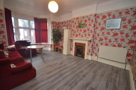 1 bedroom Flat to let in Kingsmead Road, London, SW2