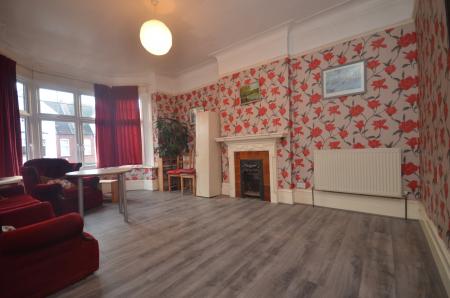 1 bedroom Flat to let in Kingsmead Road, London, SW2