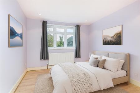 2 bedroom Flat to let in Sidcup Hill, Swanley, Bromley, DA14