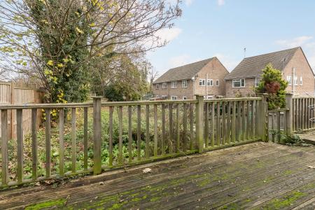 2 bedroom Flat to let in Sidcup Hill, Swanley, Bromley, DA14