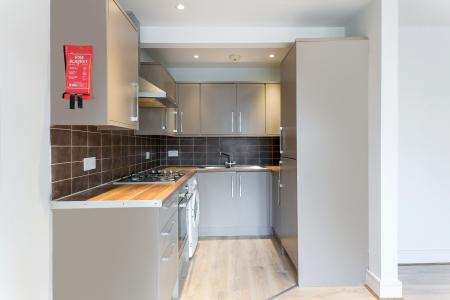 2 bedroom Flat to let in Sidcup Hill, Swanley, Bromley, DA14