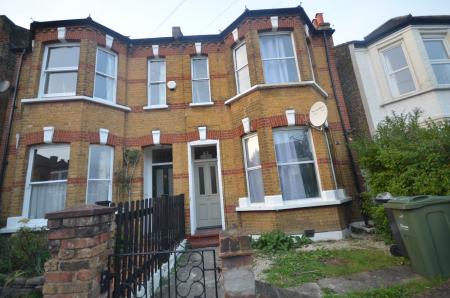 1 bedroom House share to let in Wolfington Road, West Norwood, London, SE27
