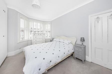 1 bedroom Semi-detached house to let in Ardgowan Road, Catford, London, SE6