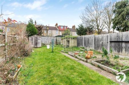 1 bedroom Semi-detached house to let in Ardgowan Road, Catford, London, SE6